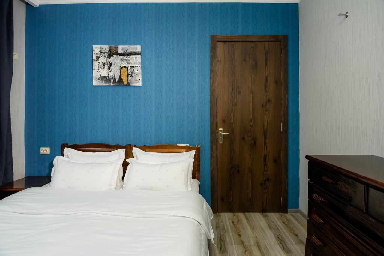Big Family Guest House Tbilisi Eksteriør bilde