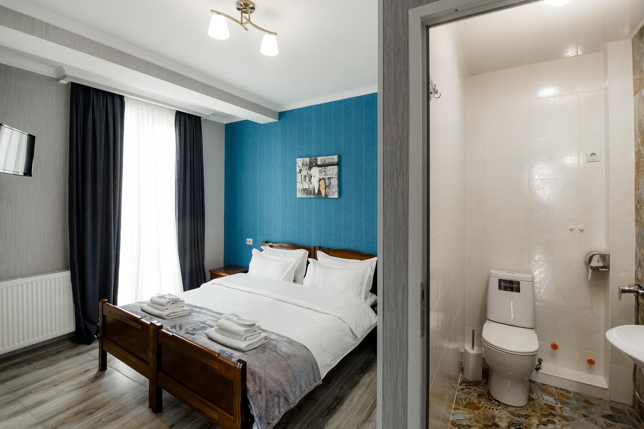 Big Family Guest House Tbilisi Eksteriør bilde