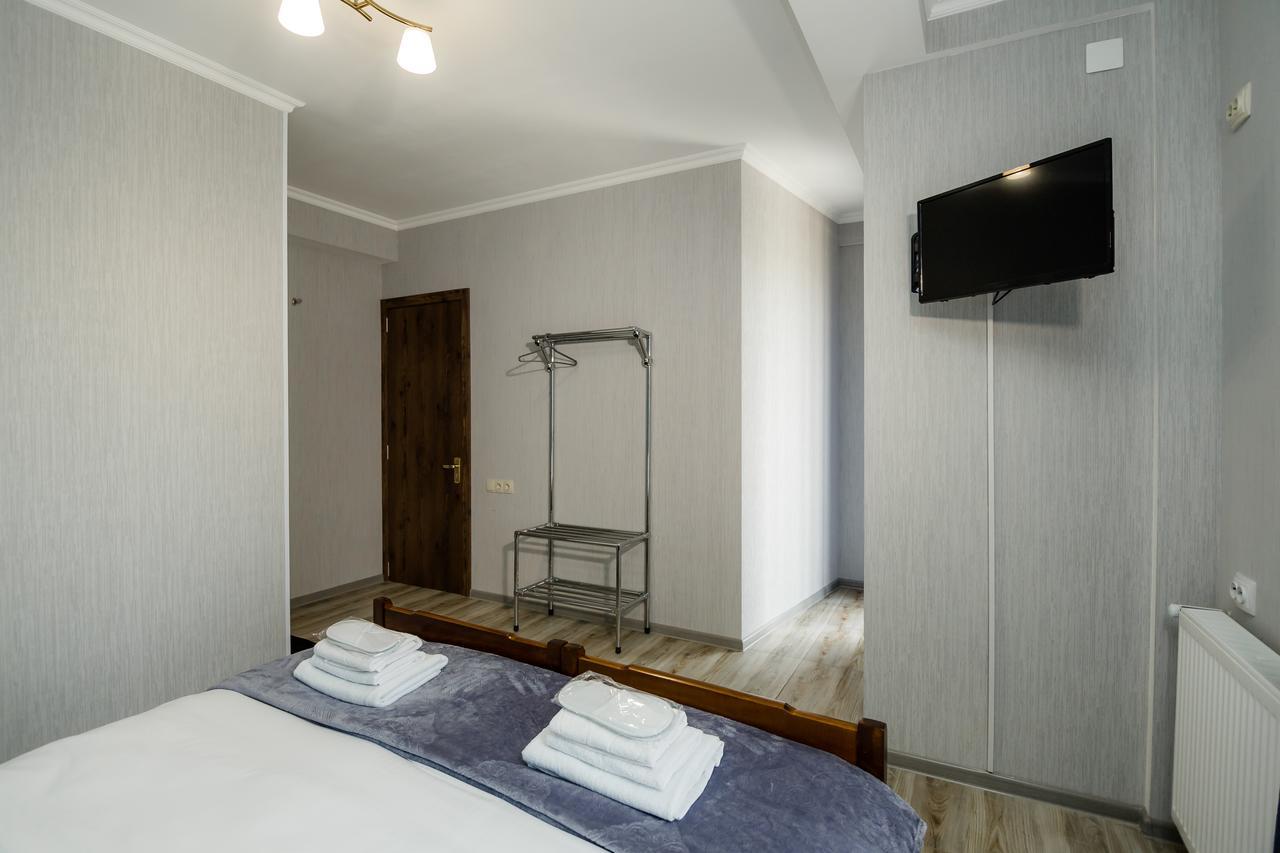 Big Family Guest House Tbilisi Eksteriør bilde